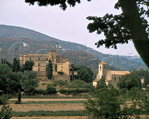 Chateau de Lourmarin Vaucluse