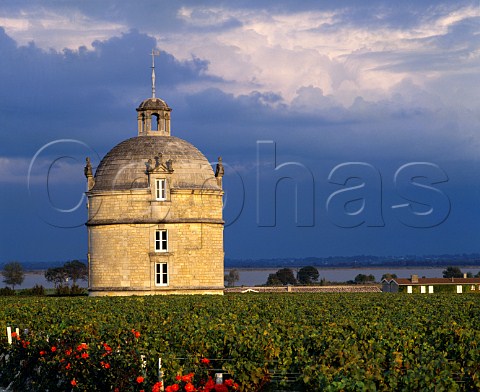 The pigeonnier of Chteau Latour with the Gironde beyond Pauillac France   Mdoc  Bordeaux