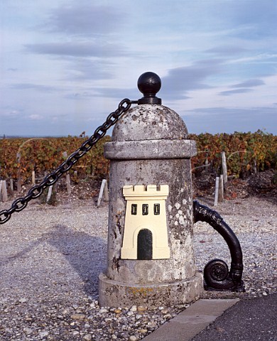 Post at entrance to Chteau Latour Pauillac   Gironde France  Mdoc  Bordeaux