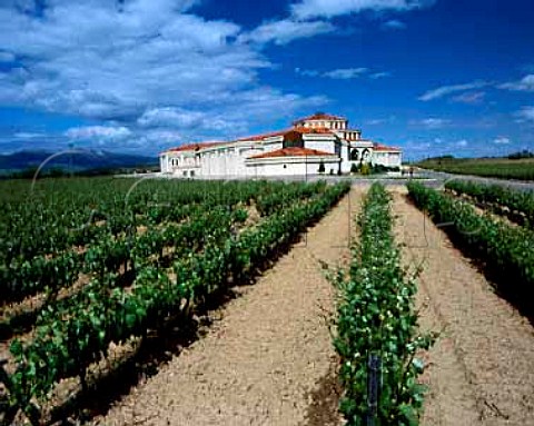 Bodegas Campillo amidst its 25ha vineyard   Laguardia Alava Spain   Rioja Alavesa