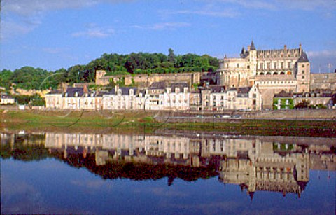 Amboise and its chteau on the River   Loire IndreetLoire France  Centre