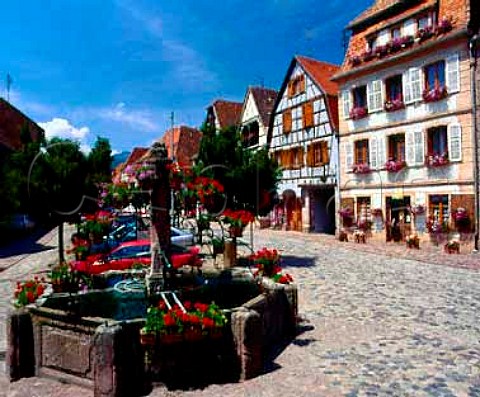 Place Pierre Walter in Bergheim HautRhin France    Alsace