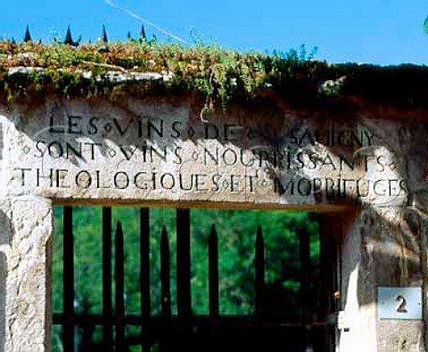 The most wellknown of the fifteen or so   inscriptions in the wine village of  SavignylsBeaune This one dates from the 17th century and is above the small gate to the chteau     Cte dOr France