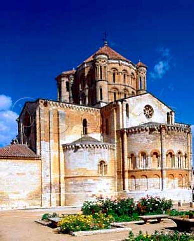 The 12th century Colegiata de Santa Maria la Mayor   in the ancient wine town of Toro   Castilla y Len Spain