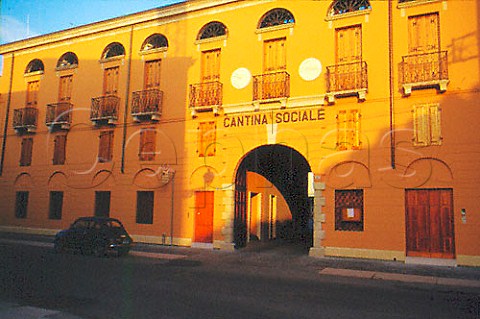 Cantina Sociale wine cooperative in   Soave Veneto Italy