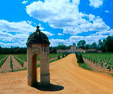 Chteau du GrandBos and its vineyard   Portets Gironde France  Graves  Bordeaux
