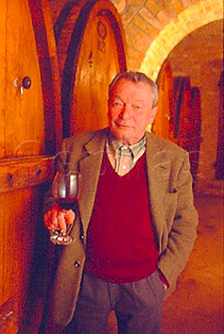 Alvaro Paolini winemaker of   Fratelli Adanti Bevagna Umbria Italy   Montefalco