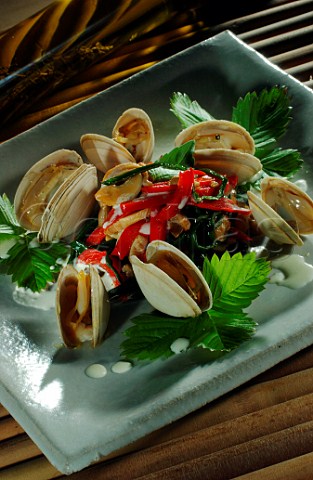 Clams with salad