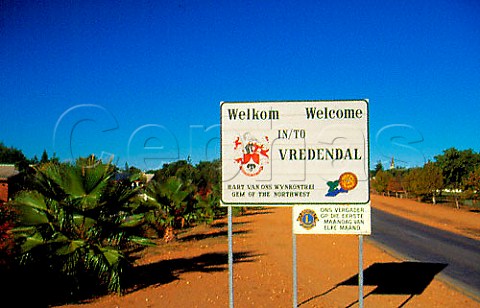 Welcome to Vredendal road sign   South Africa  Olifants River Valley