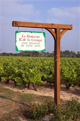 Sign by vineyard of Domaine R de la Grange near Le   Landreau LoireAtlantique France    Muscadet de   SvreetMaine