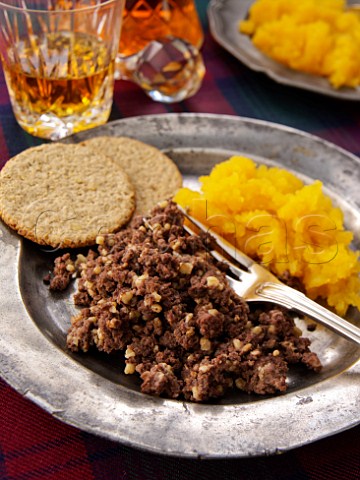 Haggis with bashed neeps and whiskey