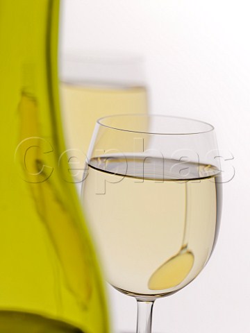 Wine Glasses Bottle