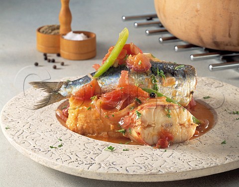 Cooked mackerel with tomato
