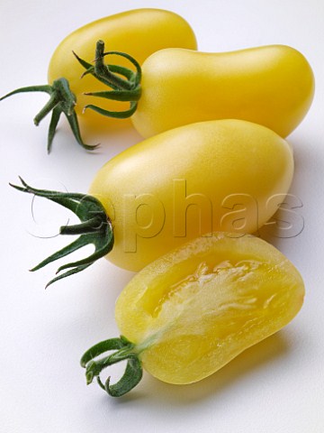 Yellow sausage tomatoes