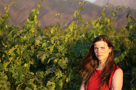 Andrea Leon winemaker for Lapostolle Collection in the organic Las Kuras vineyard at Requinoa in the Cachapoal Valley Chile Rapel