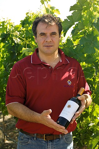 Marcelo Pelleriti winemaker of Monteviejo part of Clos de los Siete  Mendoza Argentina