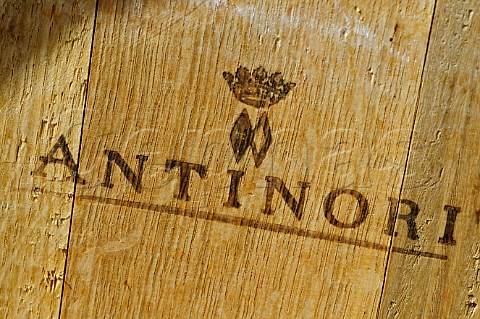 Antinori emblem on wooden wine box