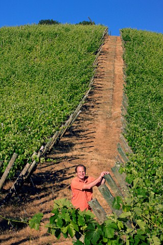 Sven Bruchfeld of Agricola La Via in his Polkura Hill vineyard from which comes the Syrah for his Polkura wine Colchagua Valley Chile