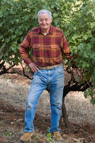 Jim Maresh in his Sauvignon blanc vineyard Red Hills Dundee Oregon USA  Willamette Valley