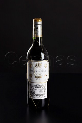 Wire net on bottle of 2005 Marqus de Riscal Reserva Rioja