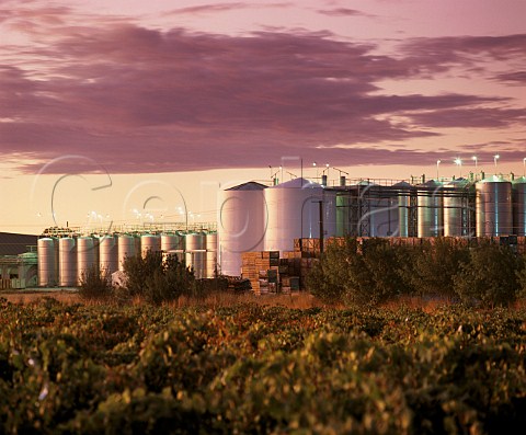 Lindemans winery at dusk Nuriootpa   South Australia   Barossa Valley