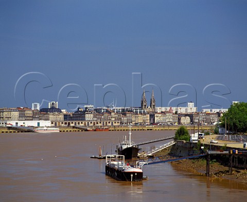 Looking northwest from the Pont de Pierre across the Garonne to the Quai des Chartrons on the   far bank  Bordeaux Gironde France