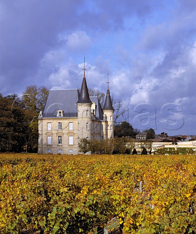 Chteau PichonLonguevilleBaron viewed over its   autumnal vineyard Pauillac Gironde France   Mdoc  Bordeaux