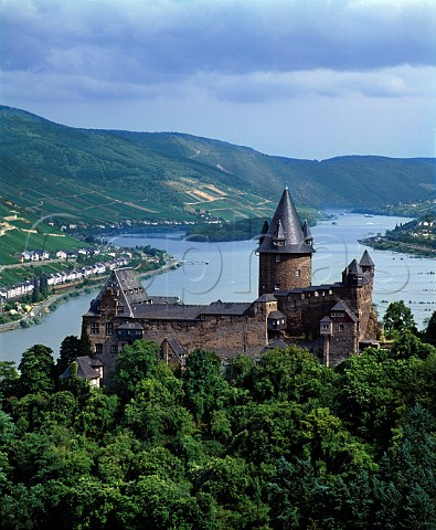 Burg Stahleck at Bacharach with the town of Lorch and its vineyards on the bank of the River Rhine beyond Germany  Mittelrhein  Rheingau