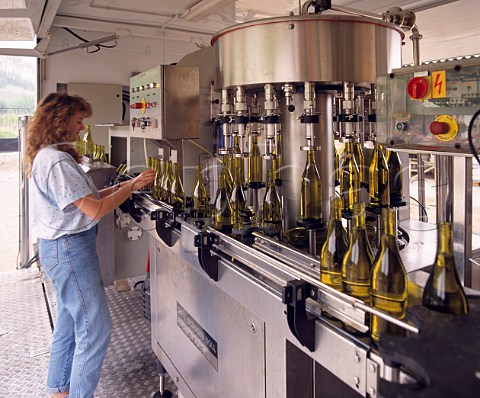 Mobile bottling line in use at winery of Silvio Jermann Villanova di Farra Friuli Italy  Isonzo  Collio Goriziano