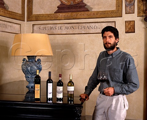 Roberto StucchiPrinetti of Badia a Coltibuono in   the drawing room of the 11thcentury abbey which is   part of his familys estate  Gaiole in Chianti   Tuscany Italy         Chianti Classico