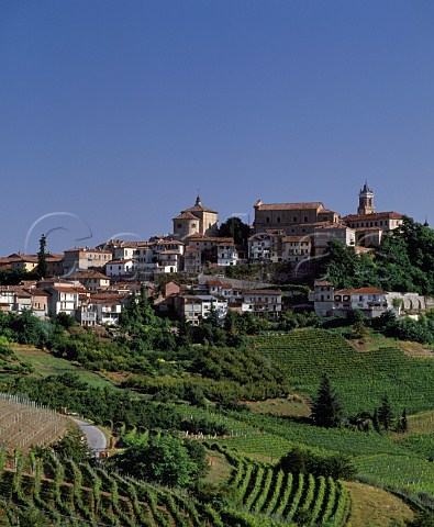 The hilltop town of La Morra 513m above its vineyards Piemonte Italy  Barolo