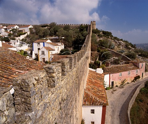 The walled town of Obidos Estremadura Portugal   Known as The Wedding City it was the traditional  bridal gift of the kings of Portugal to their queens  a custom begun in 1282 by Dom Dinis and Dona Isabella