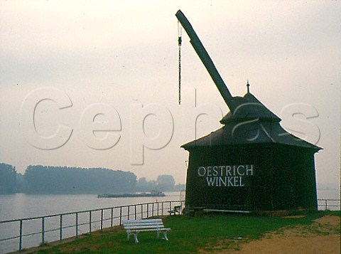 Old crane built in 1744 for loading wine onto  barges on the Rhine  Oestrich Germany  Rheingau