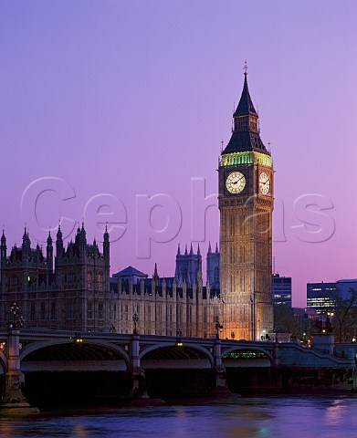 The Houses of Parliament and Big Ben   St Stephens Tower next to the   River Thames at dusk  London
