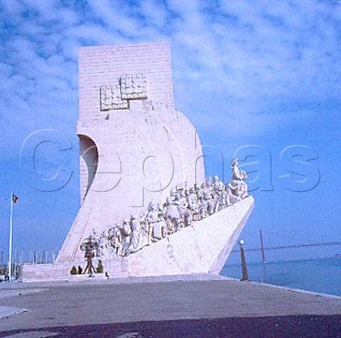 Discoverers Monument  Padrao dos Descobrimentos    Lisbon Portugal