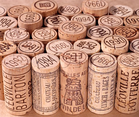 New Bordeaux wine corks