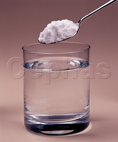 Bicarbonate of Soda and glass of water