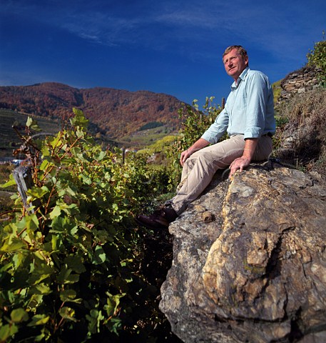 Franz Hirtzberger in the Singerriedl vineyard  Spitz Niedersterreich Austria  Wachau