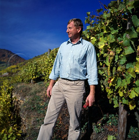 Franz Hirtzberger in the Singerriedl vineyard   Spitz Niedersterreich Austria  Wachau
