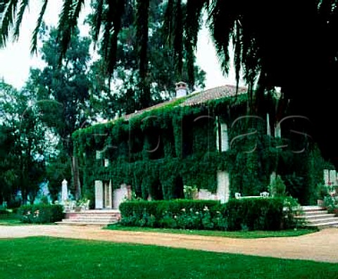 House in the grounds of Viedos Tarapaca   Santiago Chile   Maipo Valley