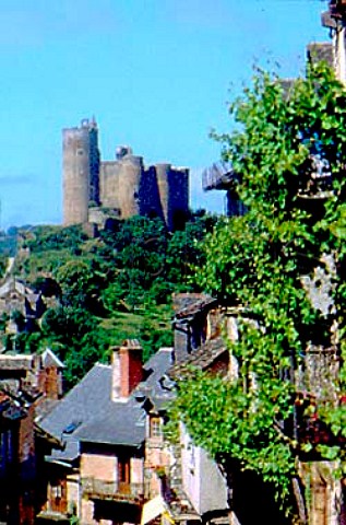 Chteau above the town of Najac Aveyron  France   MidiPyrnes