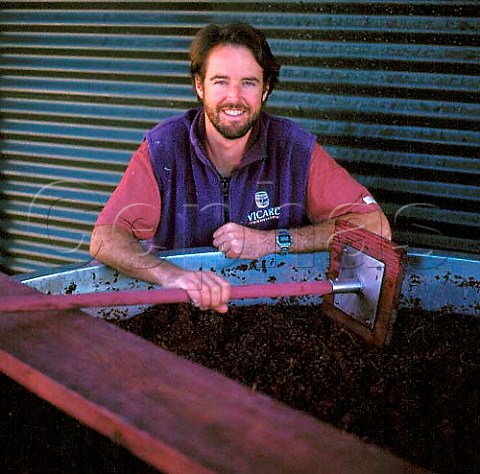 Blair Walter winemaker of Felton Road Winery   Bannockburn New Zealand   Central Otago