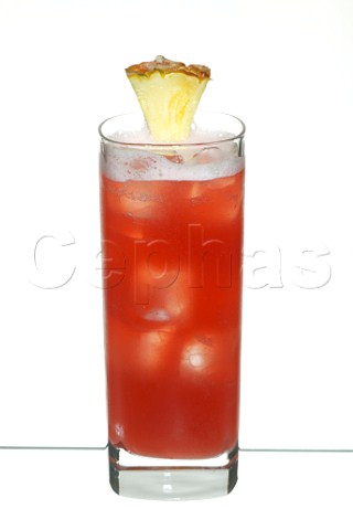 Cocktail Southern Punch    Glass Highball