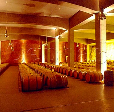 New barrel cellar of Weingut Manfred Tement   Berghausen Austria Sdsteiermark