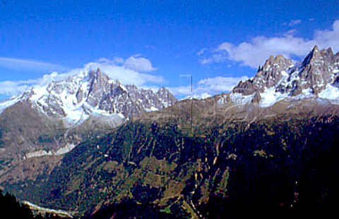 Aguille du Plan Aguille de Blaitire   and Aguille du Dru in the Massif du   MontBlanc HauteSavoie France   RhneAlpes