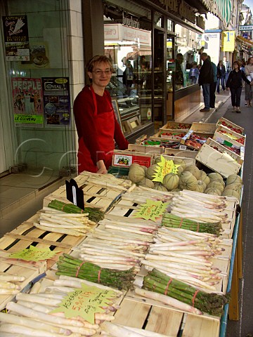 Street market stall selling asparagus Amboise   IndreetLoire France  Touraine