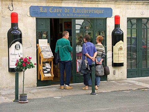 Exterior of one of the many wine shops in   Stmilion Gironde France Stmilion  Bordeaux