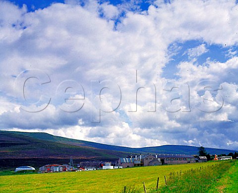 Glenfarclas whisky distillery on the slopes of Ben   Rinnes  Marypark Ballindaloch Banffshire   Scotland Speyside