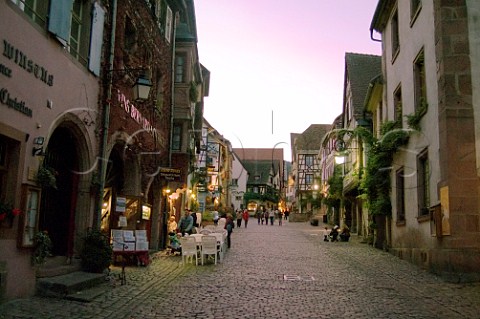 Rue du Gnral de Gaulle at dusk Riquewihr   HautRhin Alsace France