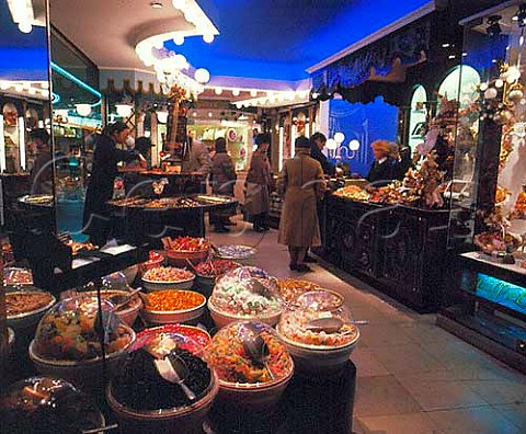 Maiffret confectionery shop Champs lyses   Paris France